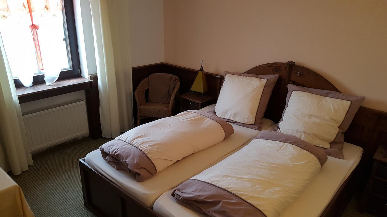 Landhotel Zum Doppeldecker Kirchen  Esterno foto